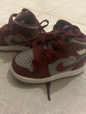 Nike Kids Maroon and Gray High-Top Sneakers